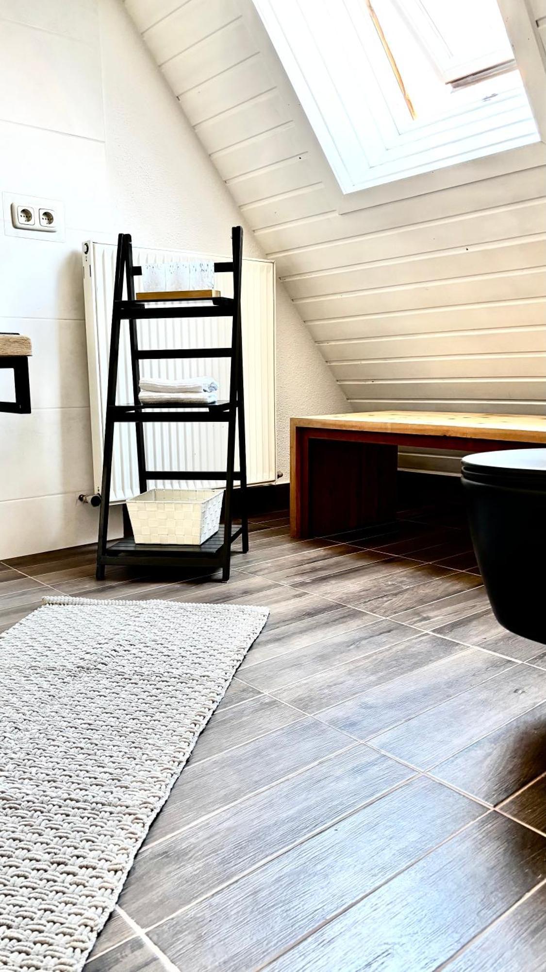 Lechtaler Alpenblick Landeck - Privatzimmer & Ferienwohnung ภายนอก รูปภาพ