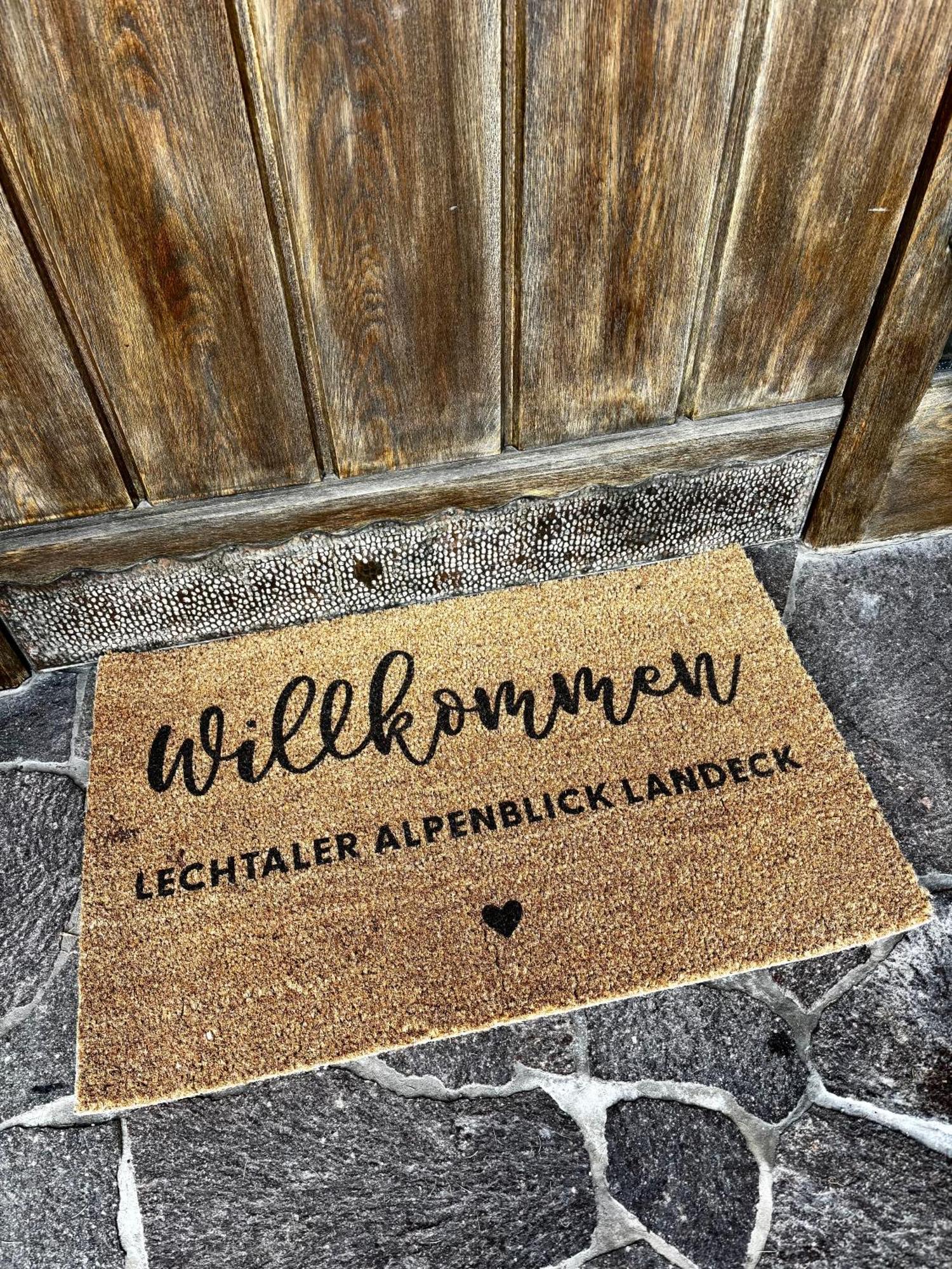 Lechtaler Alpenblick Landeck - Privatzimmer & Ferienwohnung ภายนอก รูปภาพ
