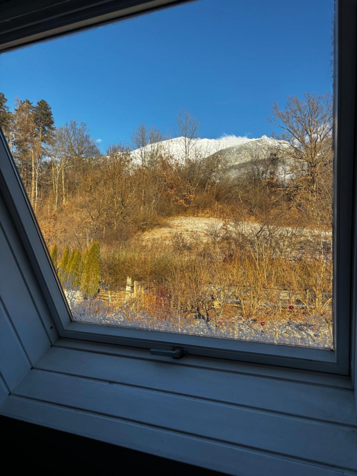 Lechtaler Alpenblick Landeck - Privatzimmer & Ferienwohnung ภายนอก รูปภาพ