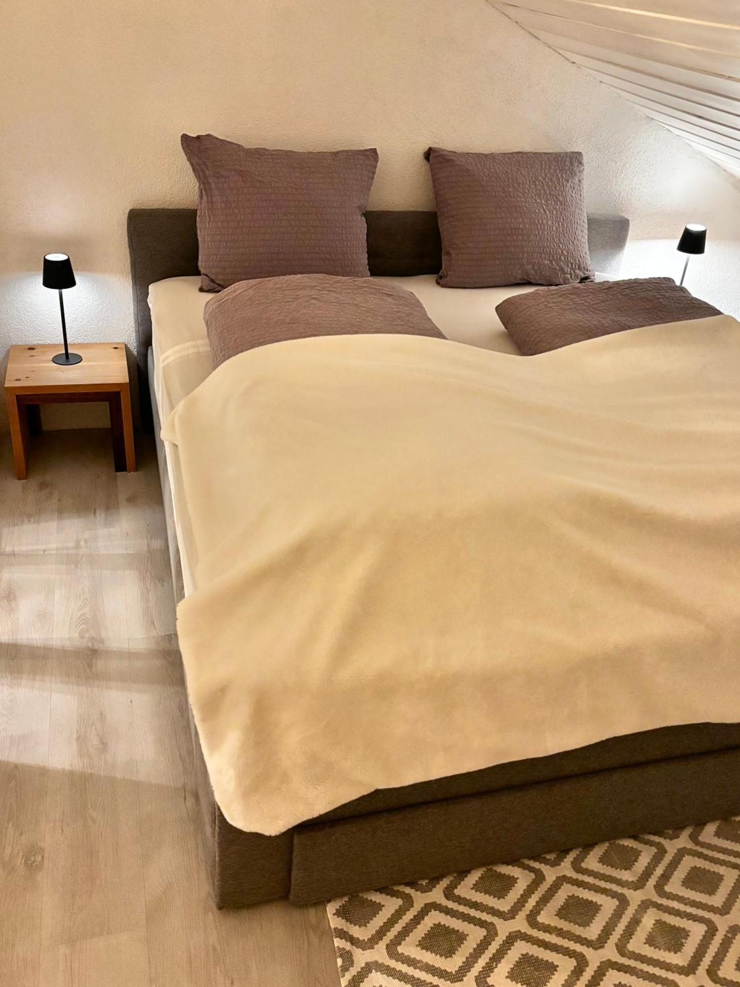 Lechtaler Alpenblick Landeck - Privatzimmer & Ferienwohnung ภายนอก รูปภาพ